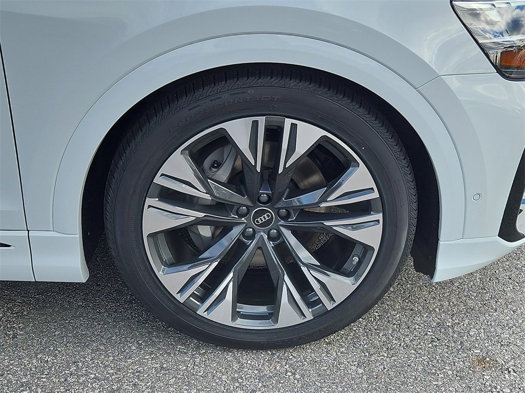 New 2026 Audi Q8 Premium Plus image 3