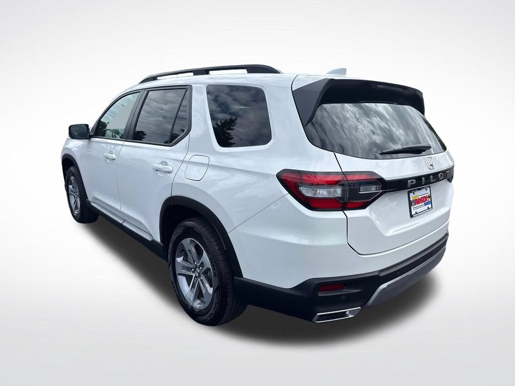 Certified 2026 Honda Pilot EX-L image 3