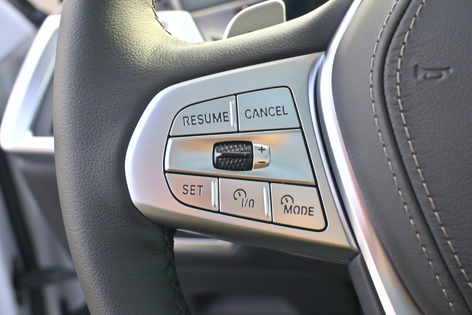 New 2026 BMW X7 xDrive40i w/ Premium Package image 22