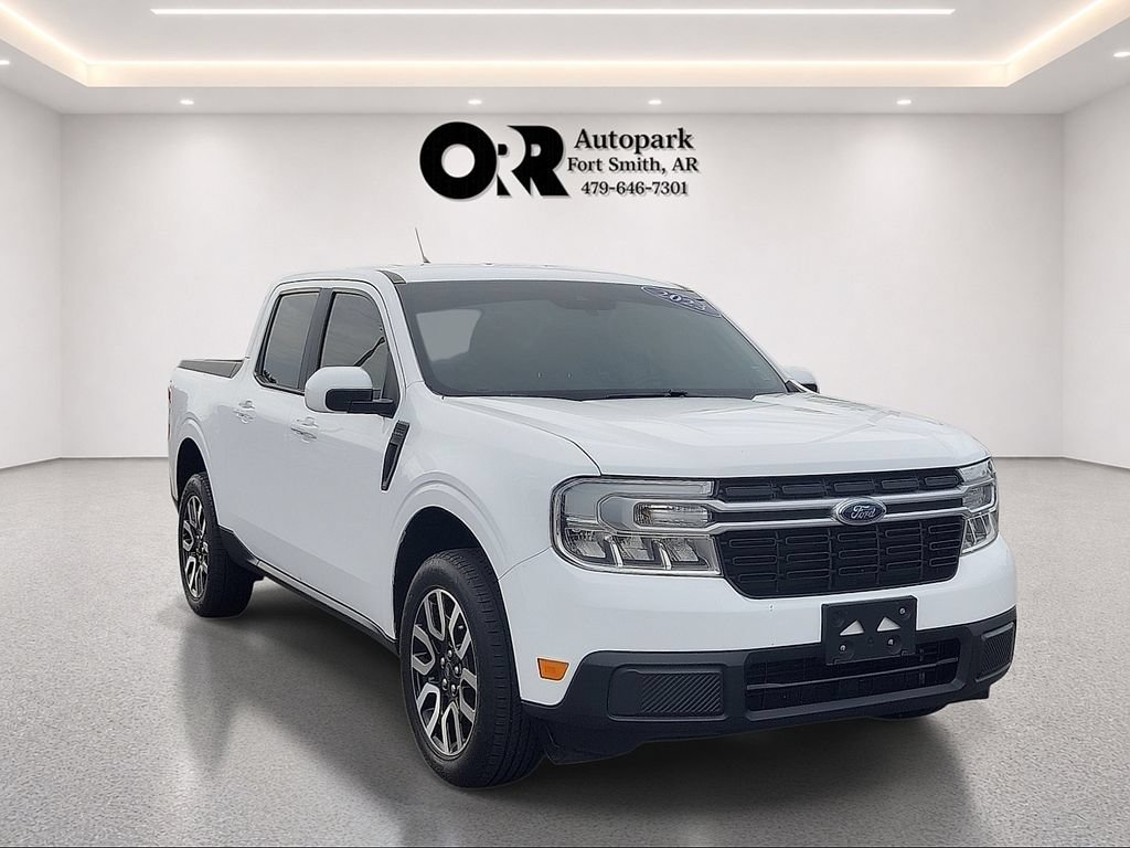 Used 2023 Ford Maverick Lariat w/ Lariat Luxury Package FWD image 1