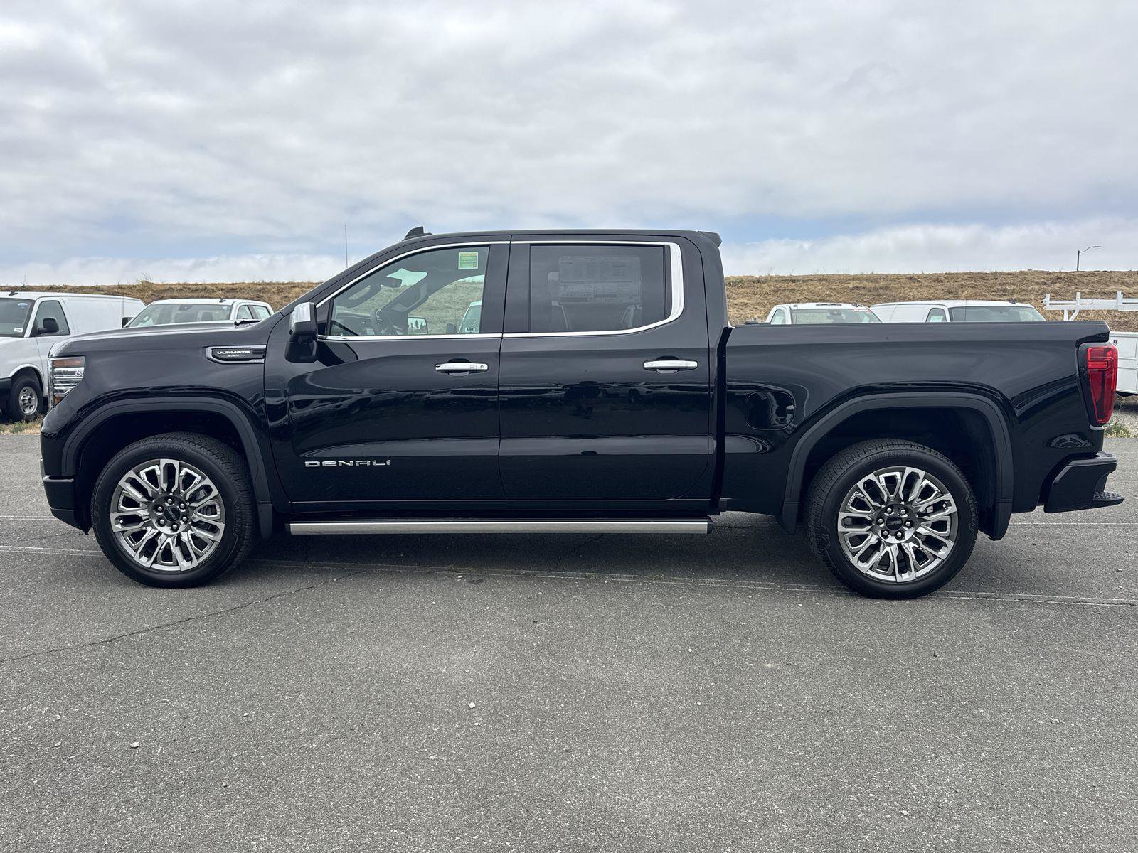 New 2026 GMC Sierra 1500 Denali Ultimate AWD/4WD image 5