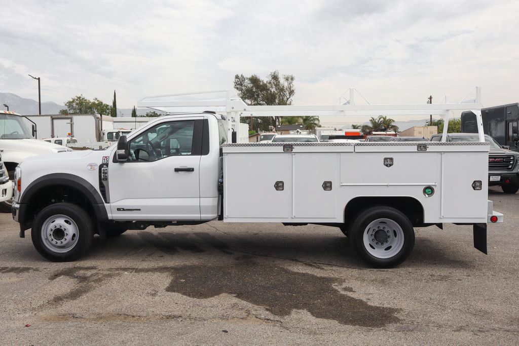 Used 2024 Ford F550 2WD Regular Cab Super Duty w/ XL Chrome Package image 5
