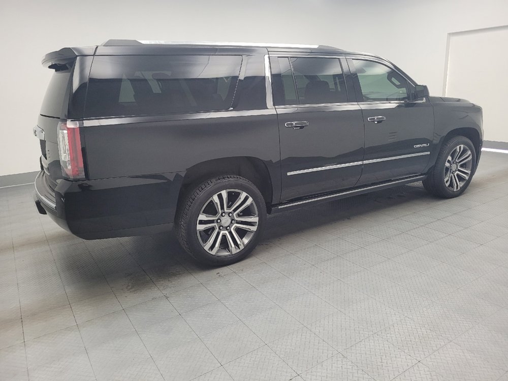 Used 2019 GMC Yukon XL Denali w/ Denali Ultimate Package AWD/4WD image 10