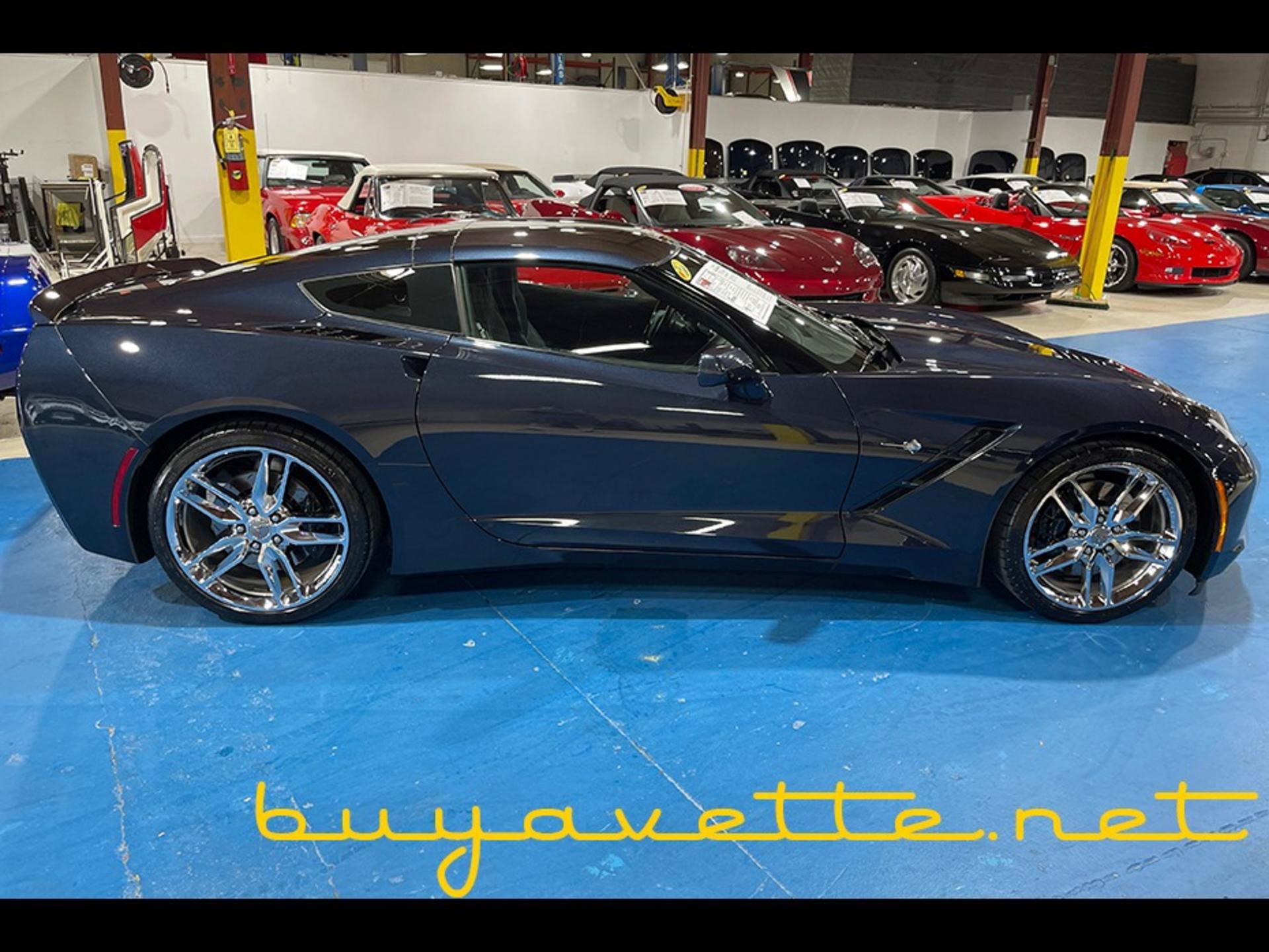 Used 2016 Chevrolet Corvette Stingray Coupe w/ 2LT Preferred Equipment Group RWD image 7