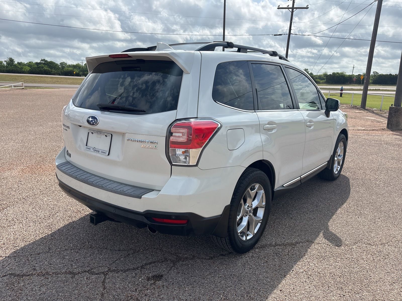 Used 2017 Subaru Forester 2.5i Touring image 6