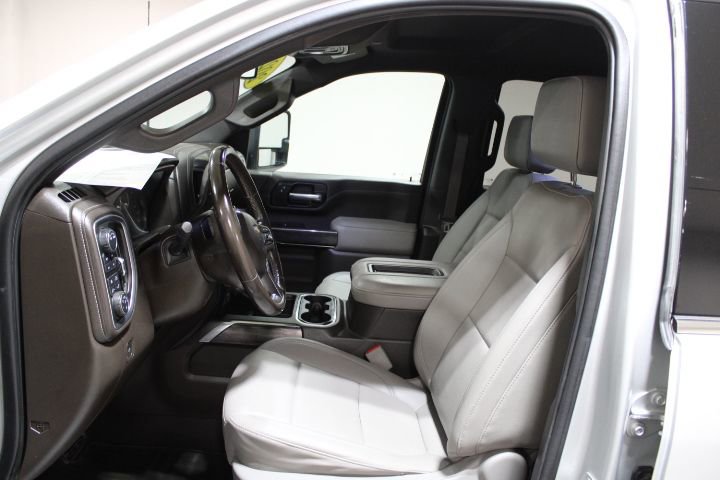 Used 2021 Chevrolet Silverado 2500 LTZ w/ LTZ Convenience Package image 17