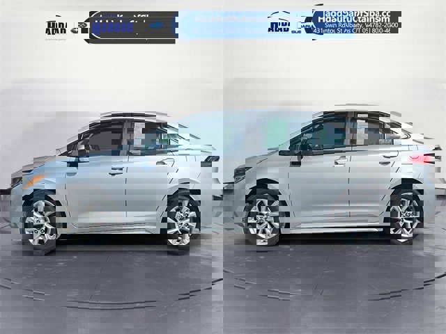 Used 2024 Toyota Corolla LE image 2