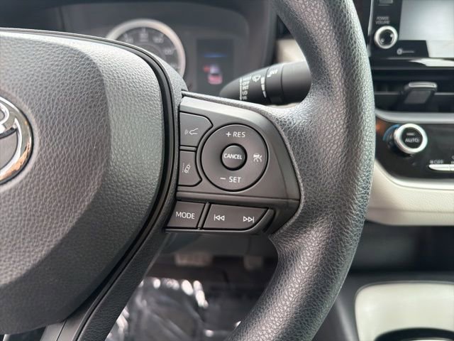 Certified 2022 Toyota Corolla LE w/ Carpet Mat Package (TMS) image 19