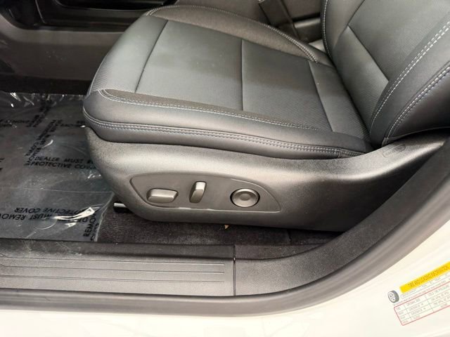 New 2026 Chevrolet Equinox EV LT AWD/4WD image 13