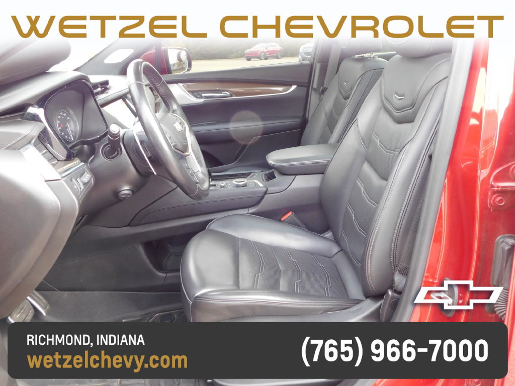 Used 2022 Cadillac XT5 AWD image 13