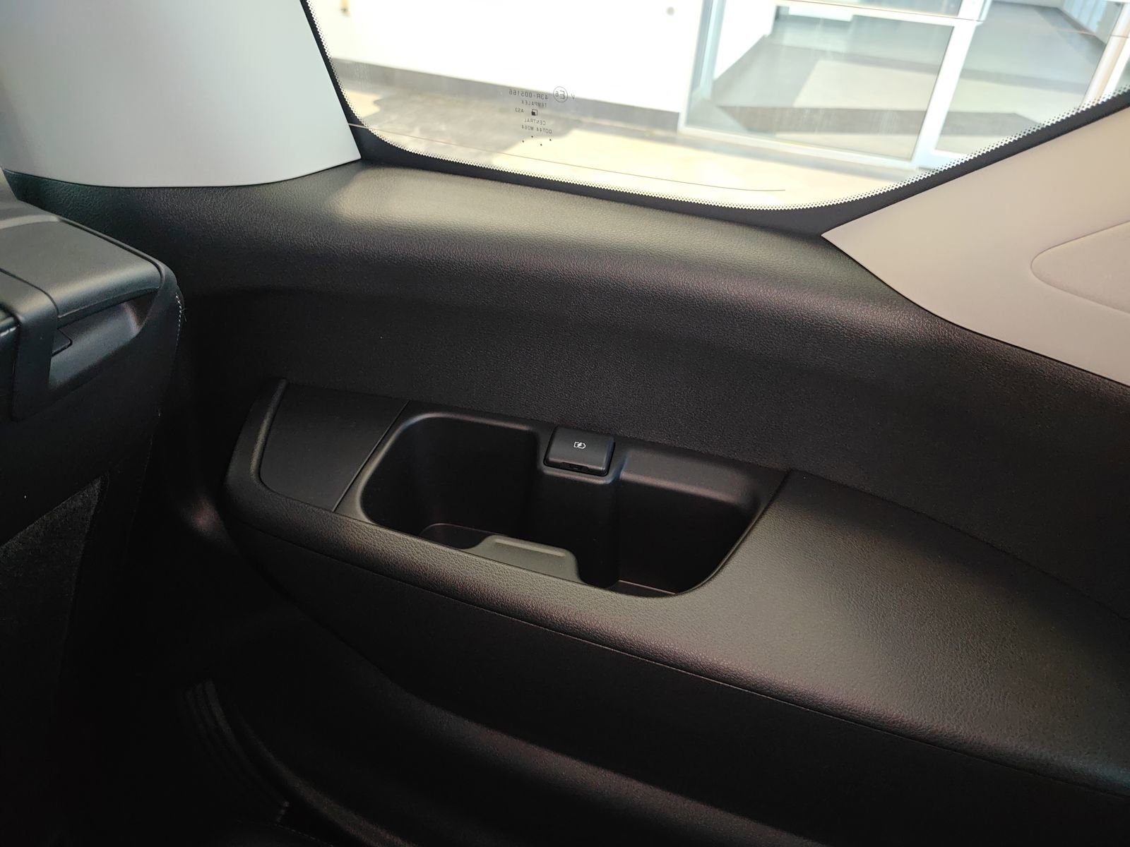 New 2026 Nissan Armada SV image 25