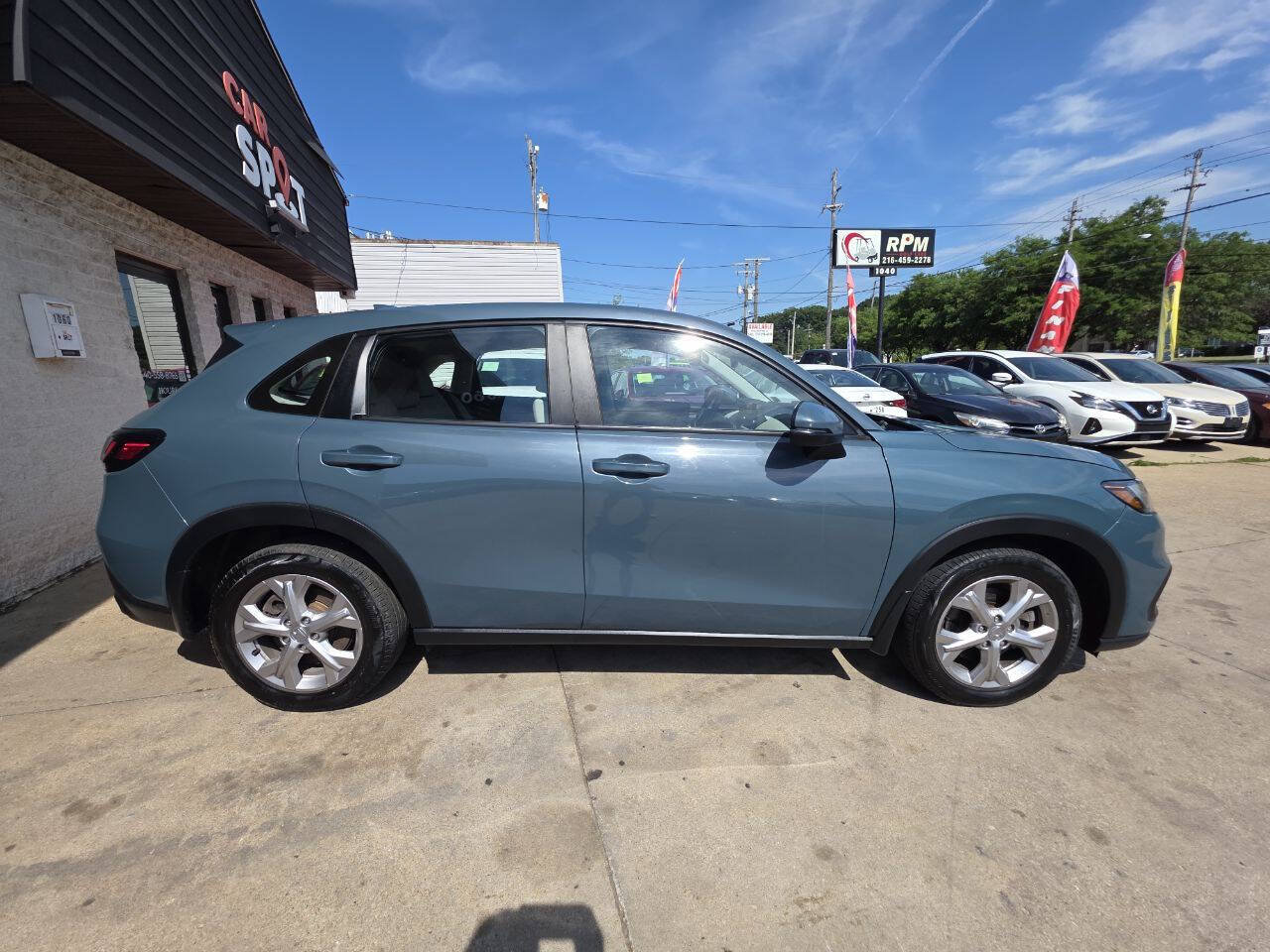 Used 2023 Honda HR-V LX image 8