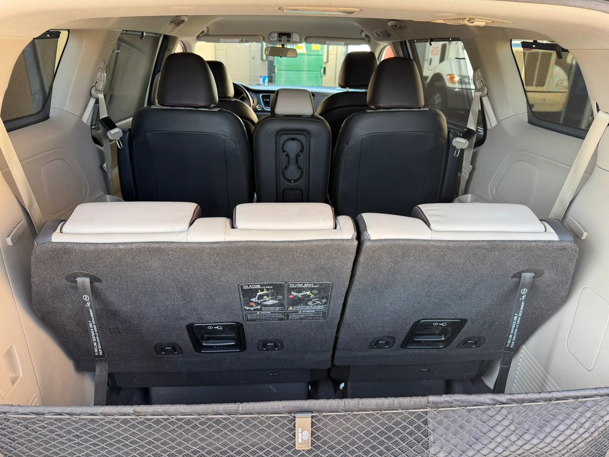 Used 2021 Kia Sedona EX FWD image 13