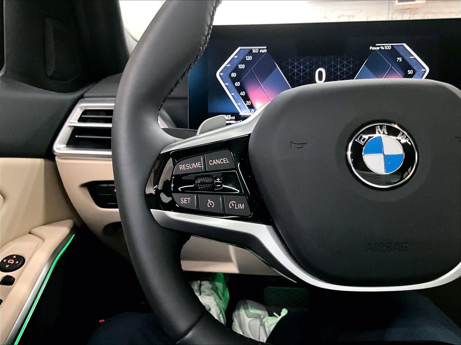 Used 2025 BMW 330i Sedan w/ Premium Package RWD image 19
