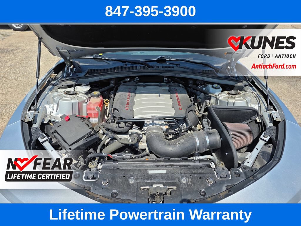 Used 2018 Chevrolet Camaro SS RWD image 11
