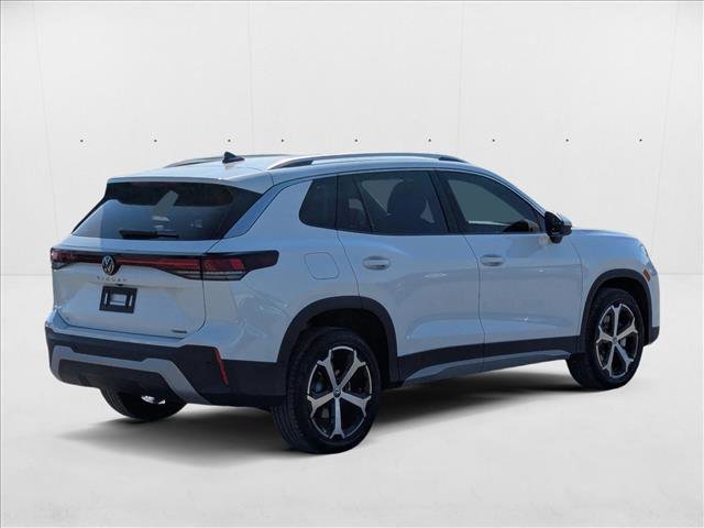 New 2025 Volkswagen Tiguan SE image 2