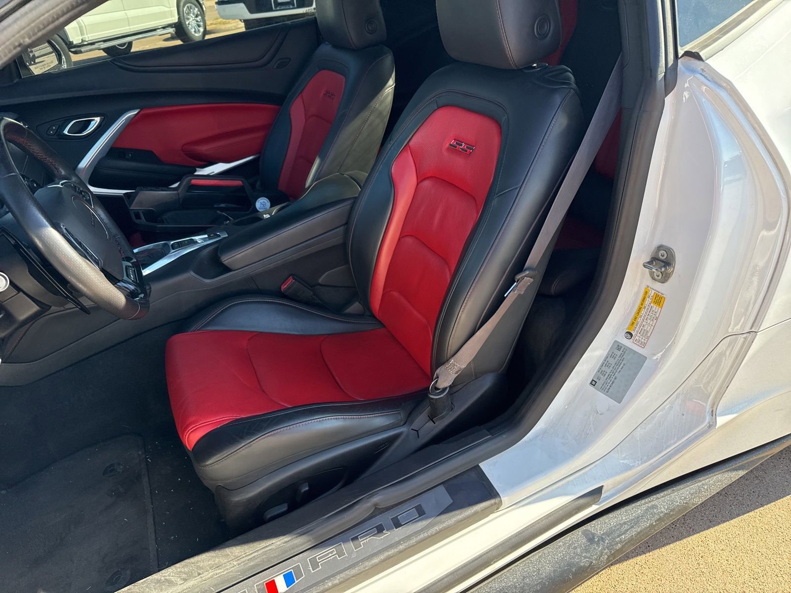 Used 2017 Chevrolet Camaro SS image 12