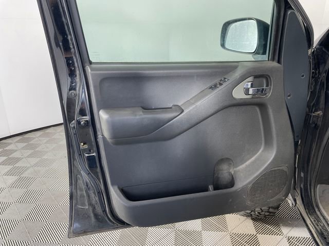 Used 2005 Nissan Frontier NISMO w/ (S01) Utility Bed Pkg image 9