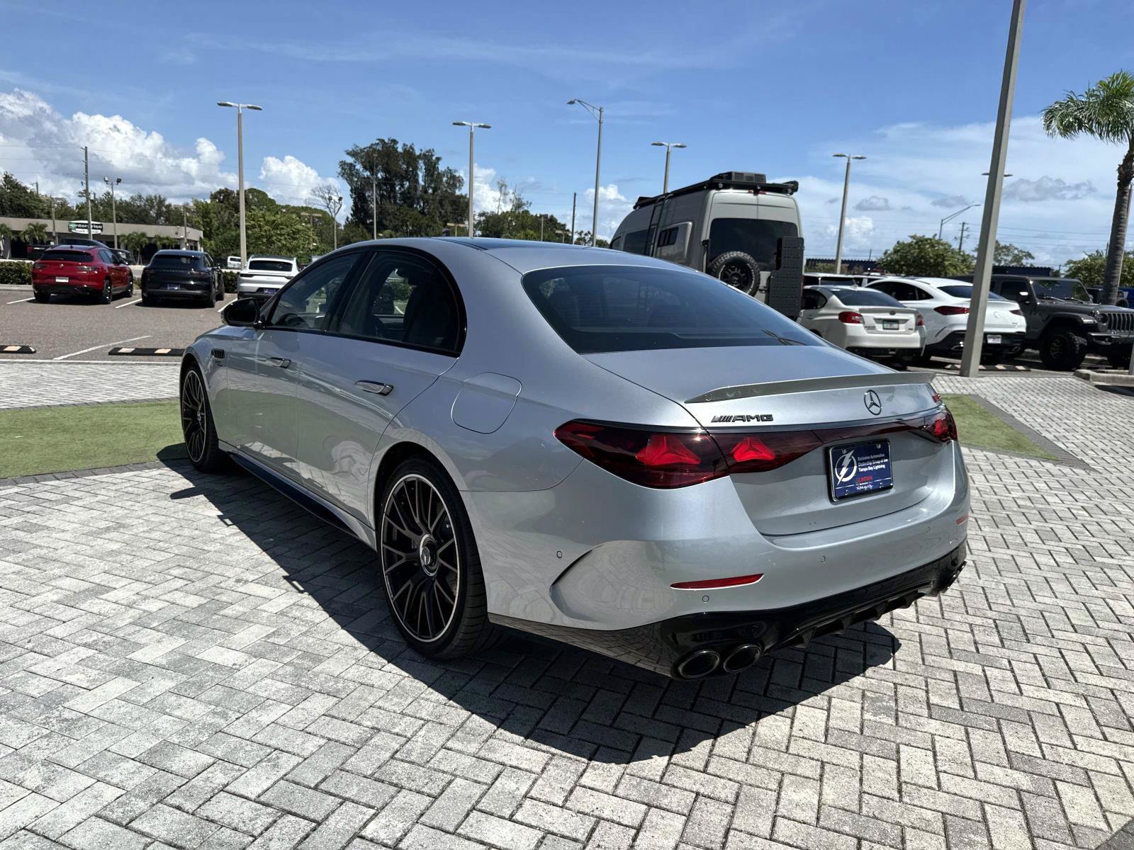 New 2027 Mercedes-Benz E 53 AMG e 4MATIC Sedan image 4