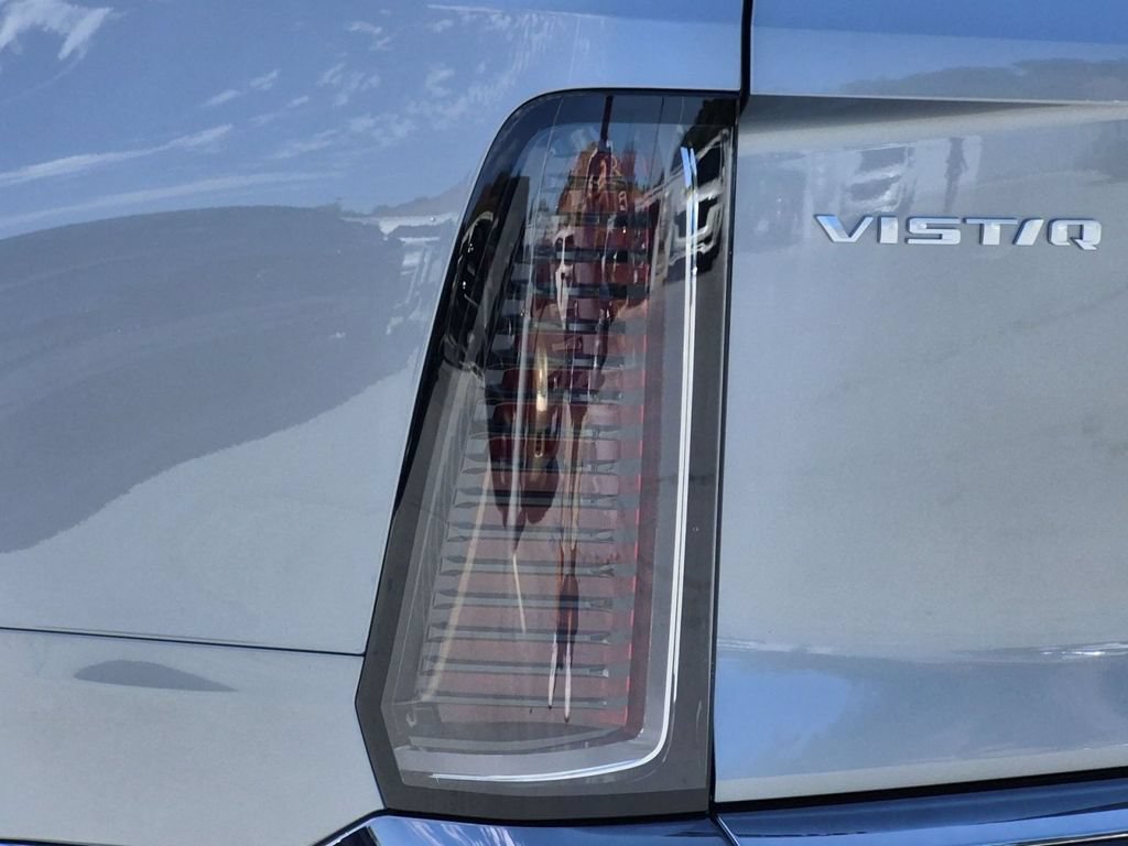 New 2027 Cadillac Vistiq Sport w/ LPO, Floor Liner Package AWD/4WD image 19