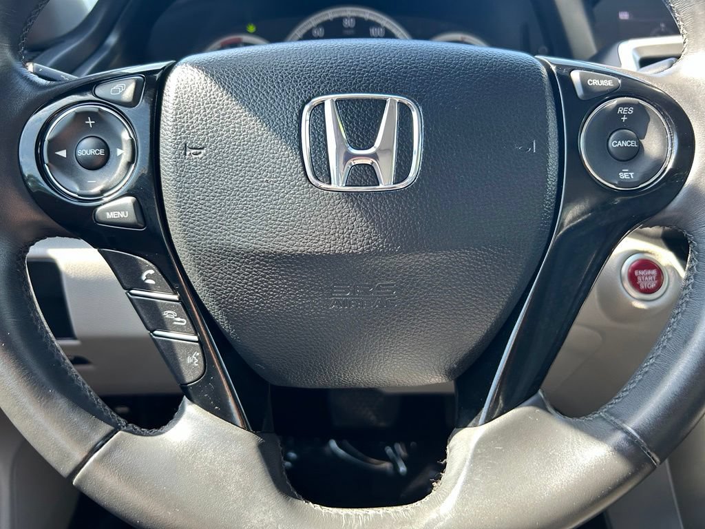 Used 2017 Honda Accord EX-L image 21