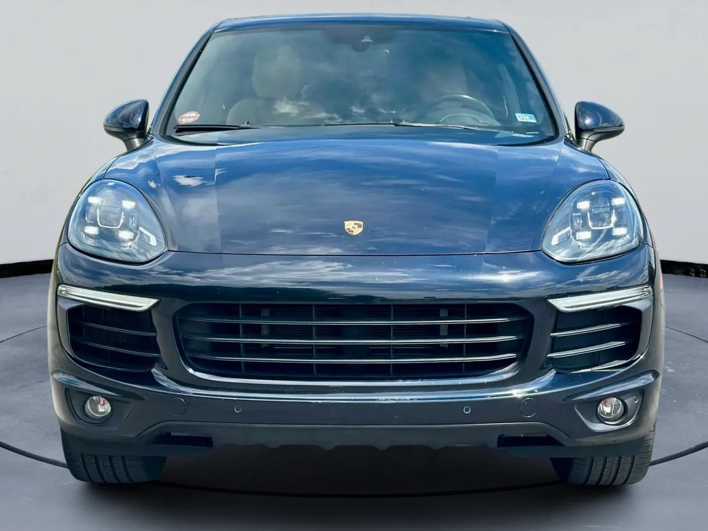 Used 2016 Porsche Cayenne S AWD/4WD image 3
