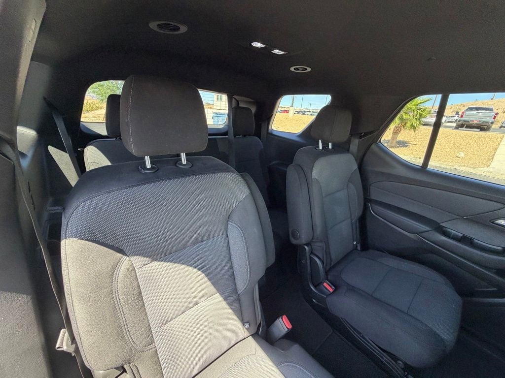Used 2023 Chevrolet Traverse LT AWD/4WD image 17