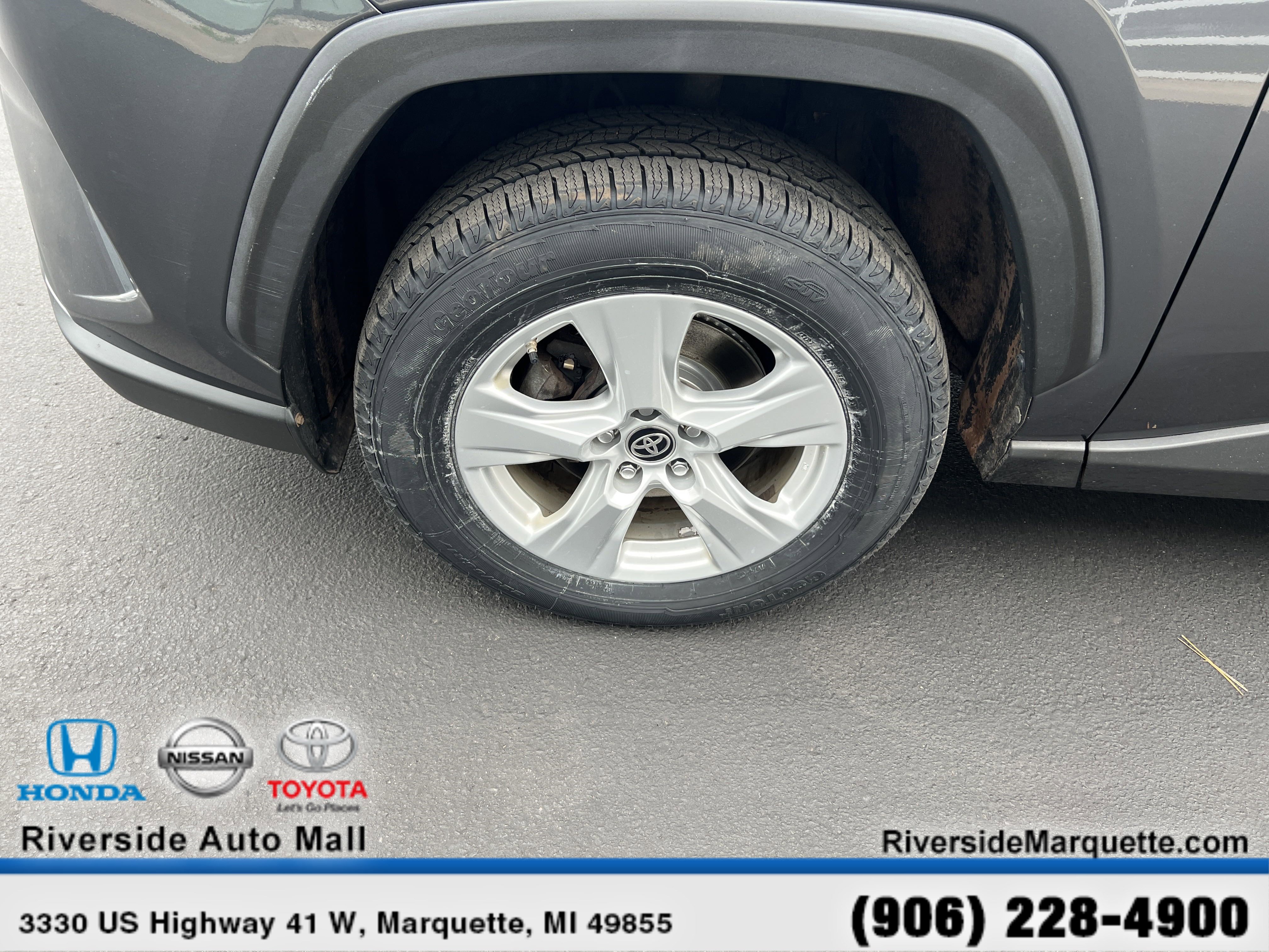 Used 2019 Toyota RAV4 XLE image 11