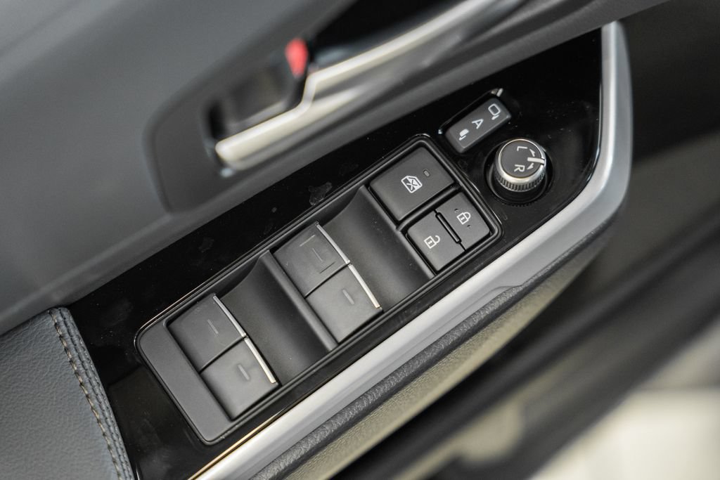 New 2026 Toyota Sienna Platinum AWD/4WD image 41