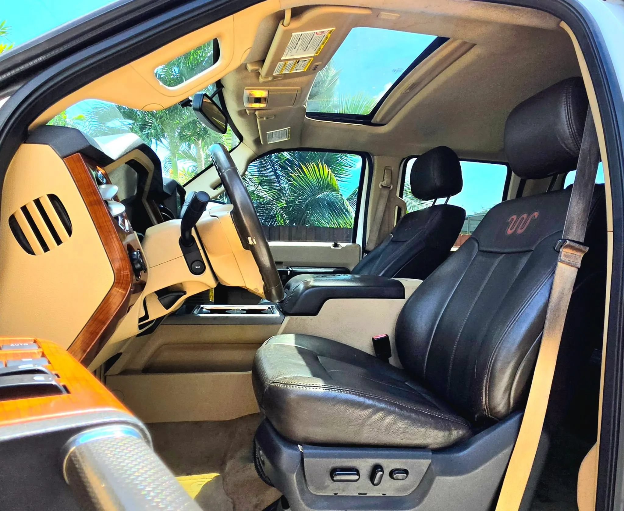 Used 2016 Ford F350 King Ranch AWD/4WD image 4