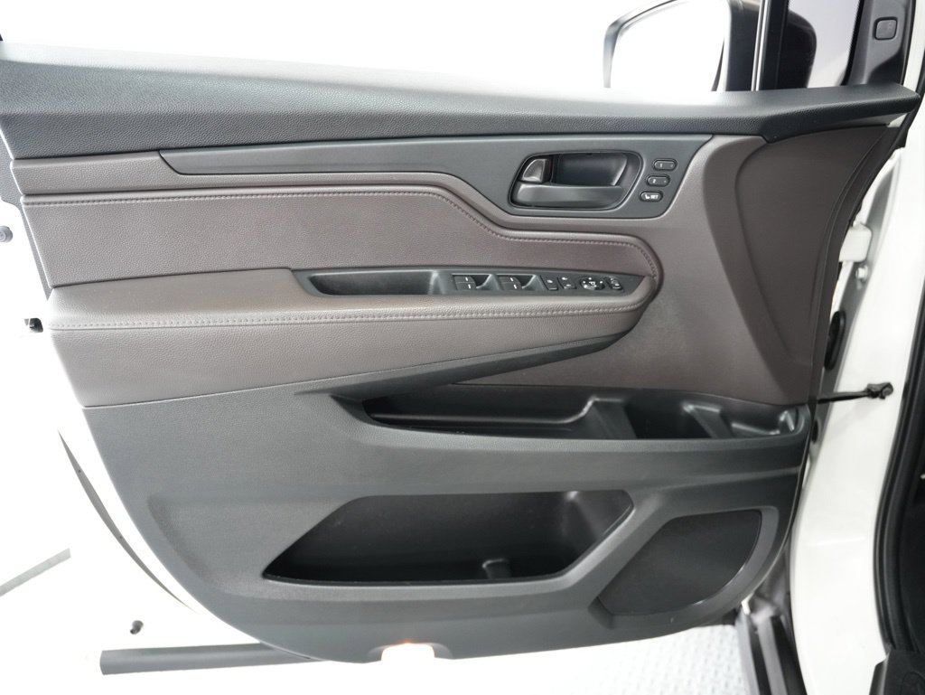 Used 2018 Honda Odyssey EX-L image 41