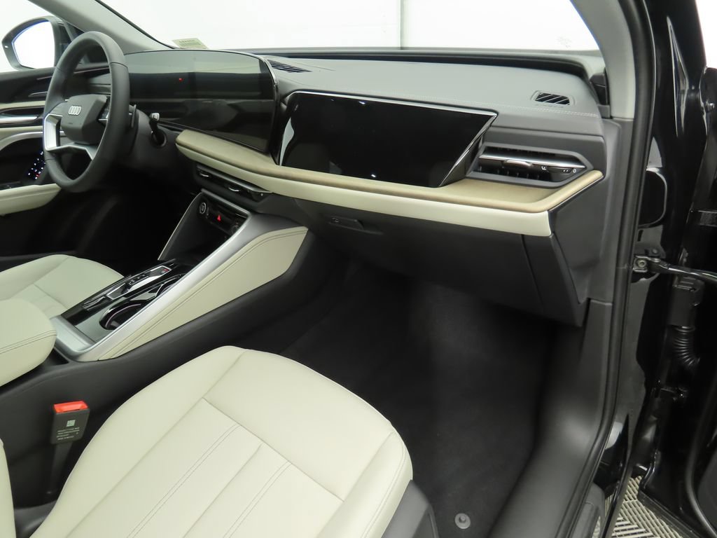 Used 2025 Audi Q5 Premium Plus w/ Premium Plus AWD/4WD image 20
