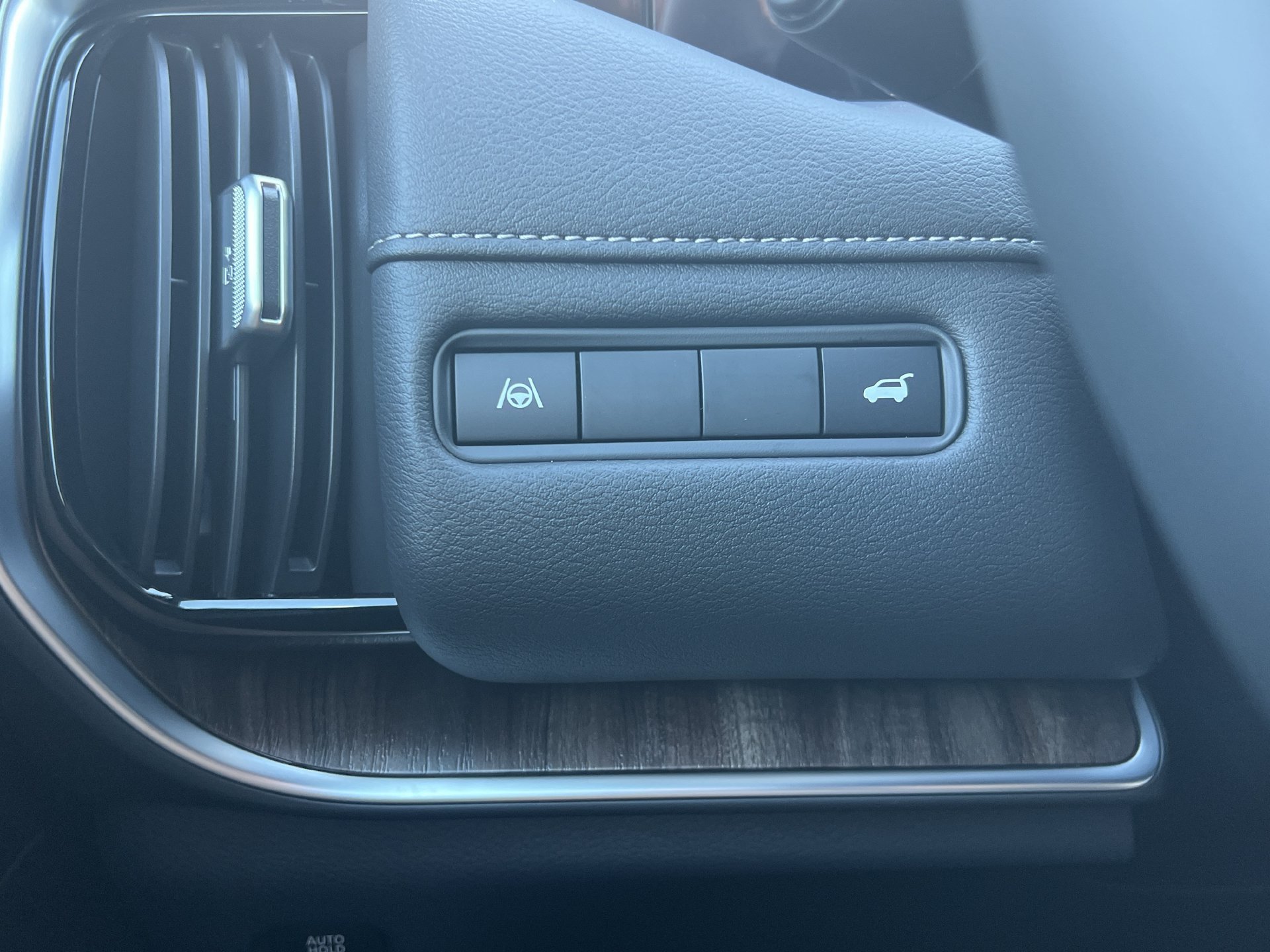 New 2026 Nissan Armada SL AWD/4WD image 12