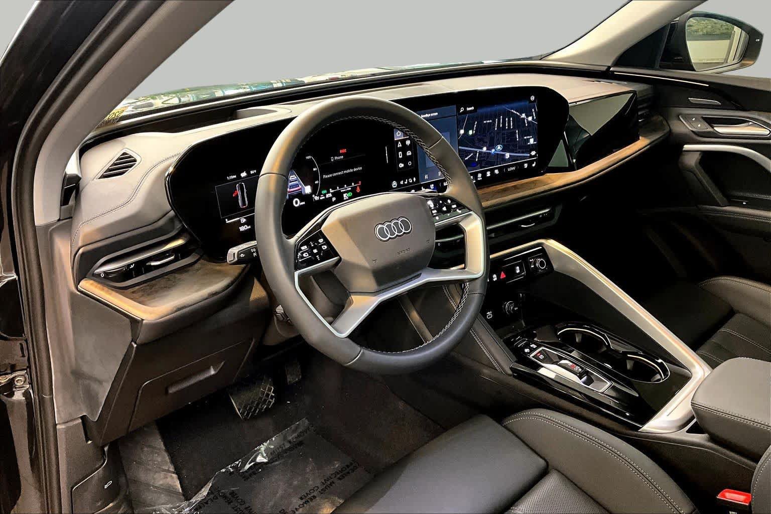 Certified 2025 Audi Q5 Premium w/ Premium Plus AWD/4WD image 18