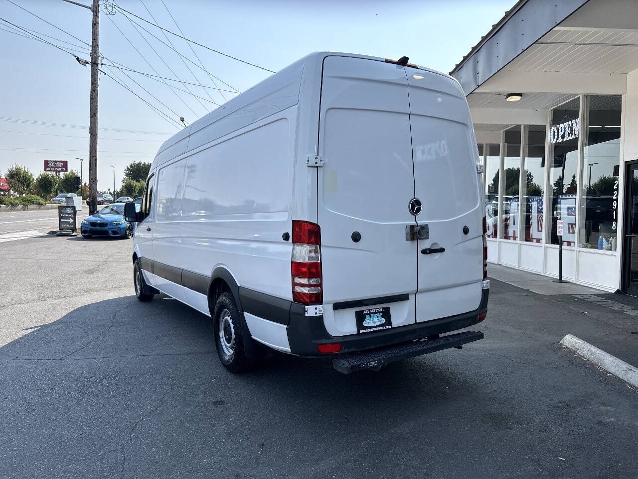 Used 2014 Mercedes-Benz Sprinter 2500 image 4