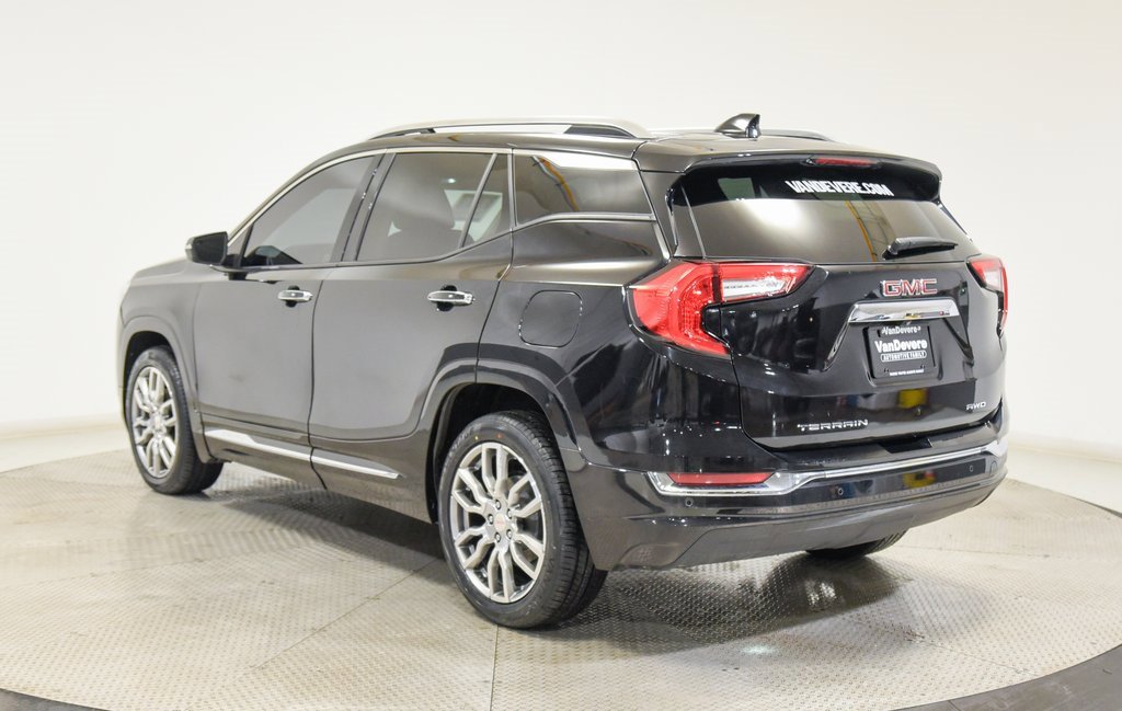 Used 2022 GMC Terrain Denali image 9