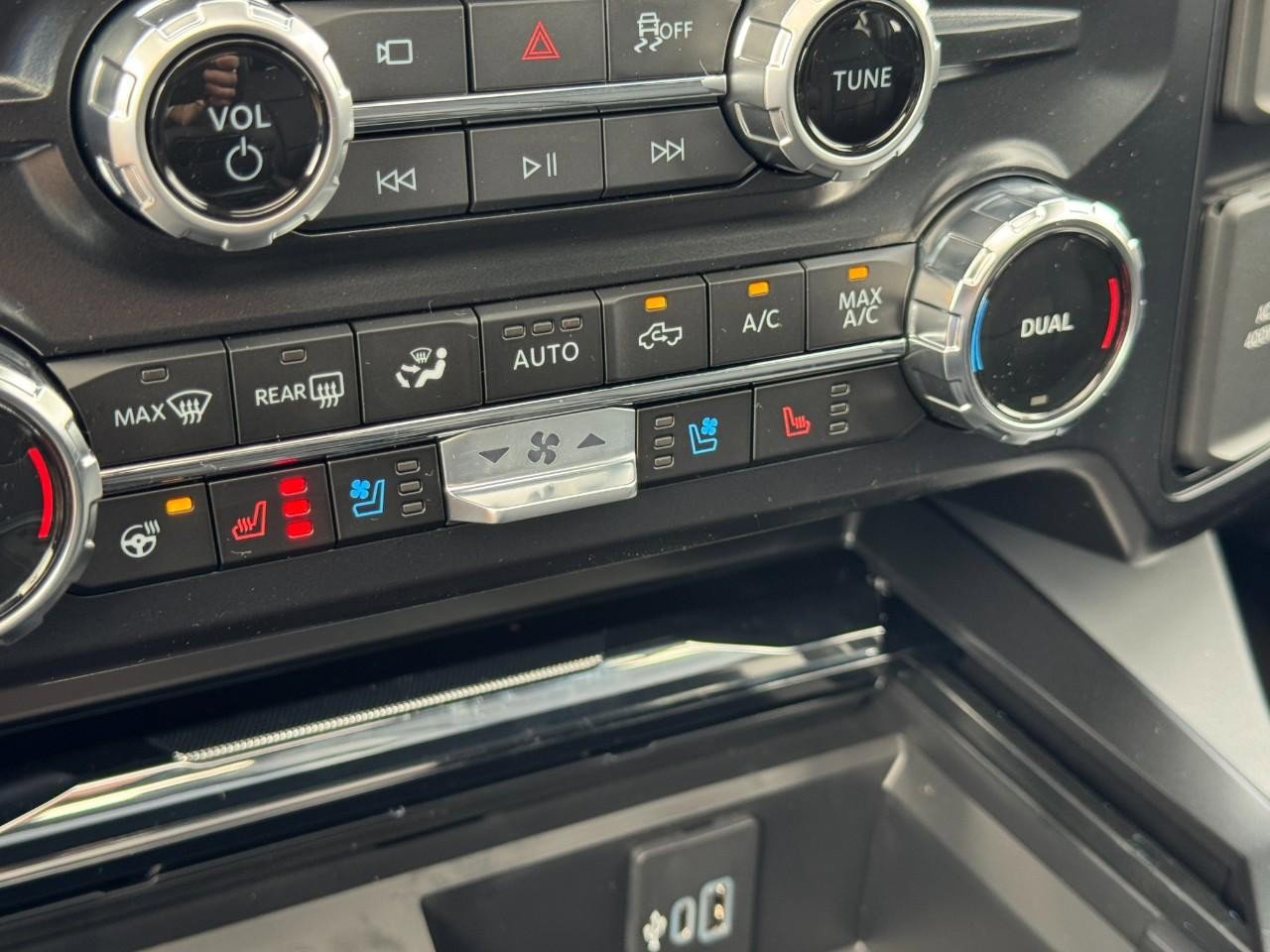 New 2026 Ford F350 Lariat image 19