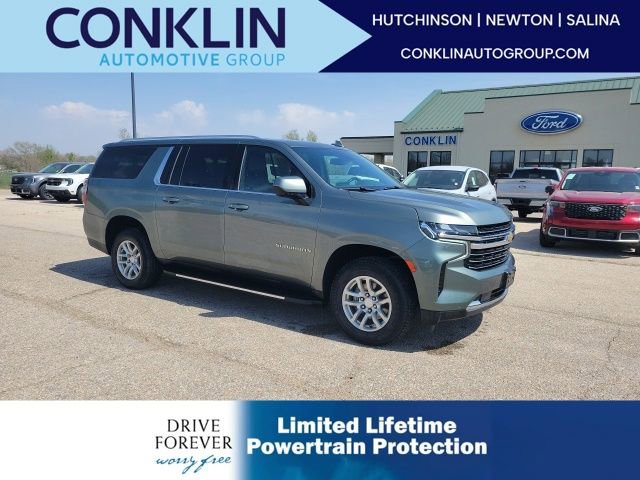Used 2023 Chevrolet Suburban LT RWD image 1