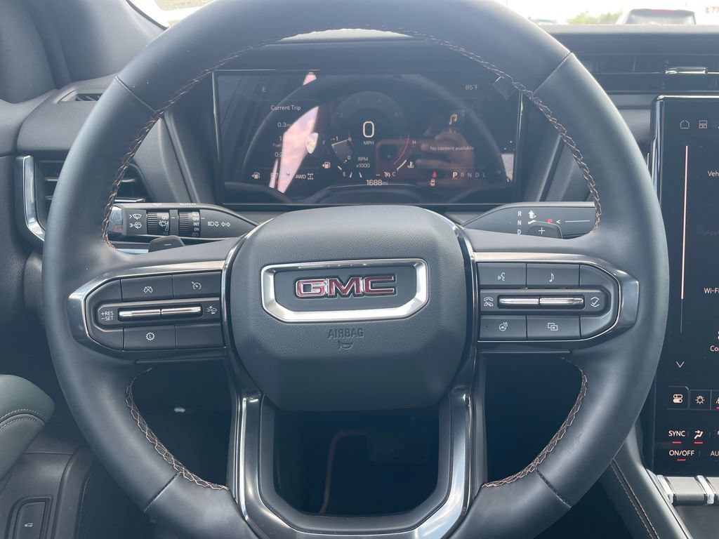 Used 2026 GMC Terrain AT4 AWD/4WD image 11