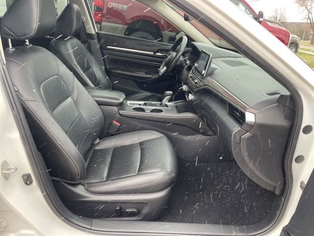 Used 2019 Nissan Altima 2.5 Platinum image 15