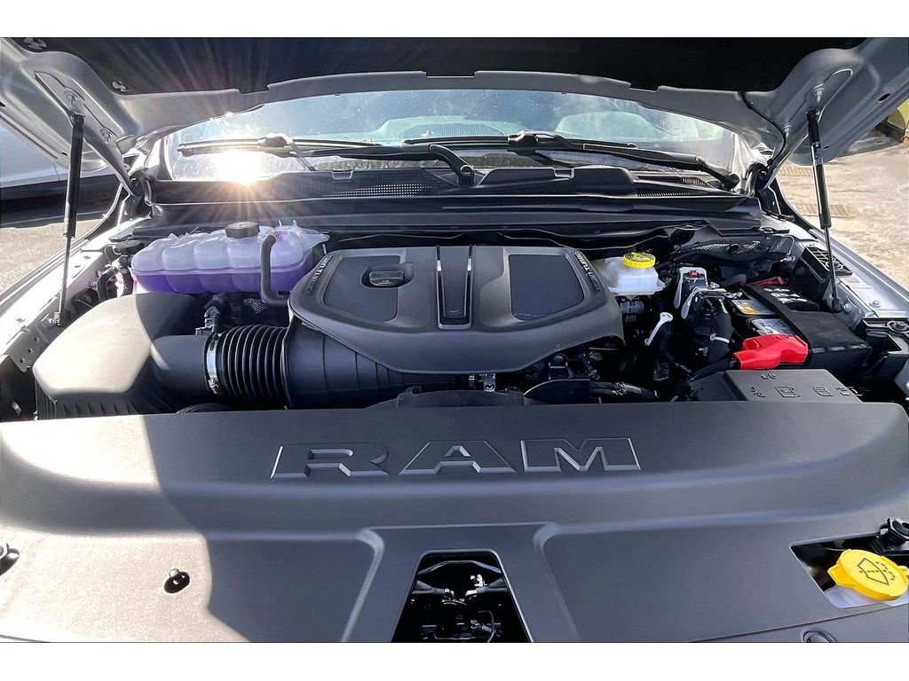 New 2026 RAM 1500 Big Horn AWD/4WD image 11