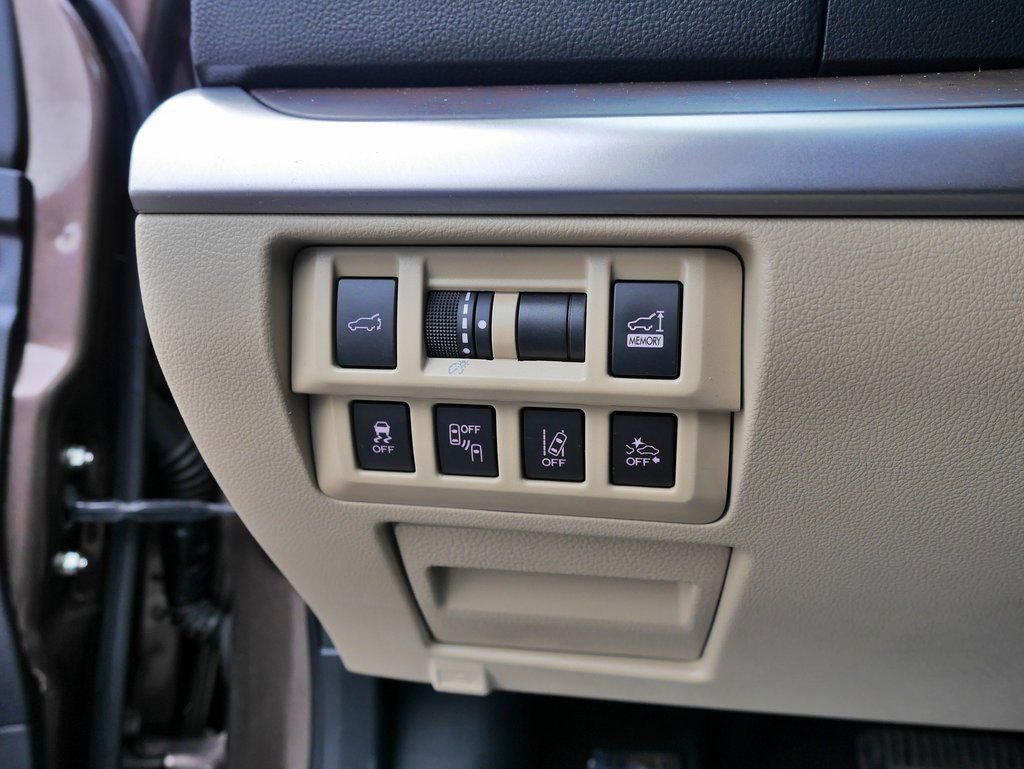 Used 2019 Subaru Outback 2.5i Limited w/ Popular Package #2 image 26