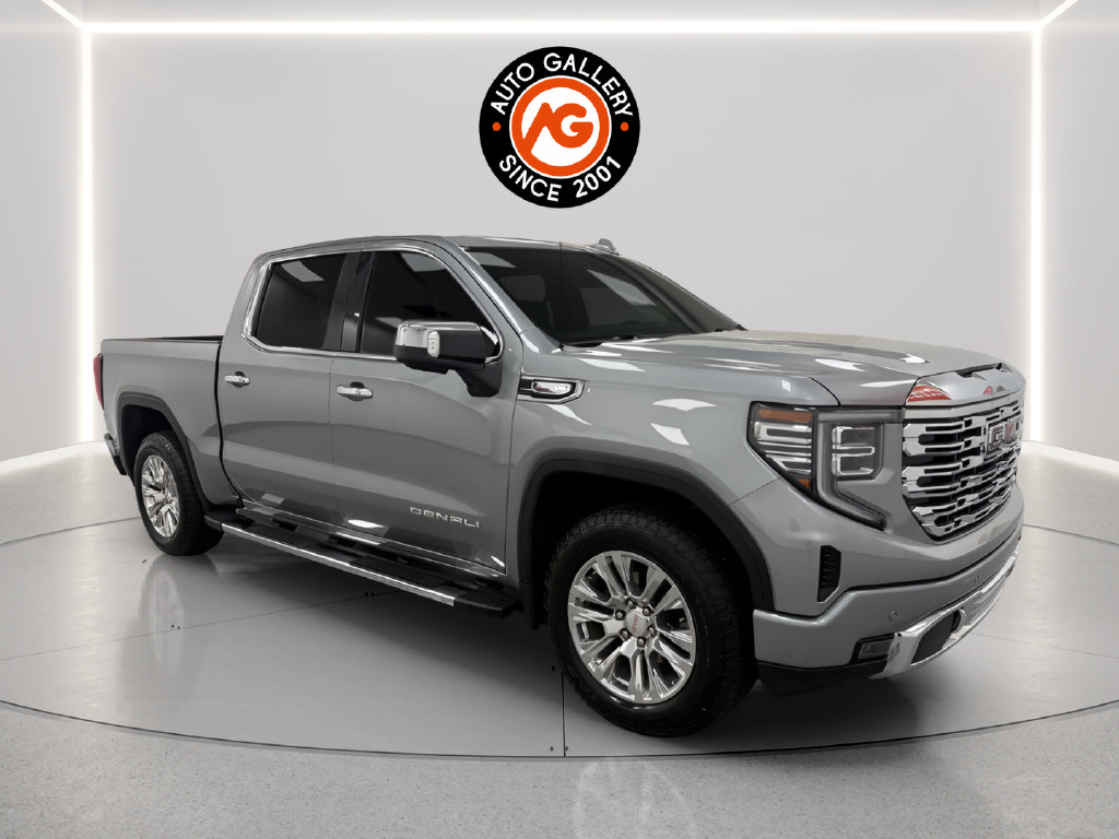 Used 2025 GMC Sierra 1500 Denali AWD/4WD image 1