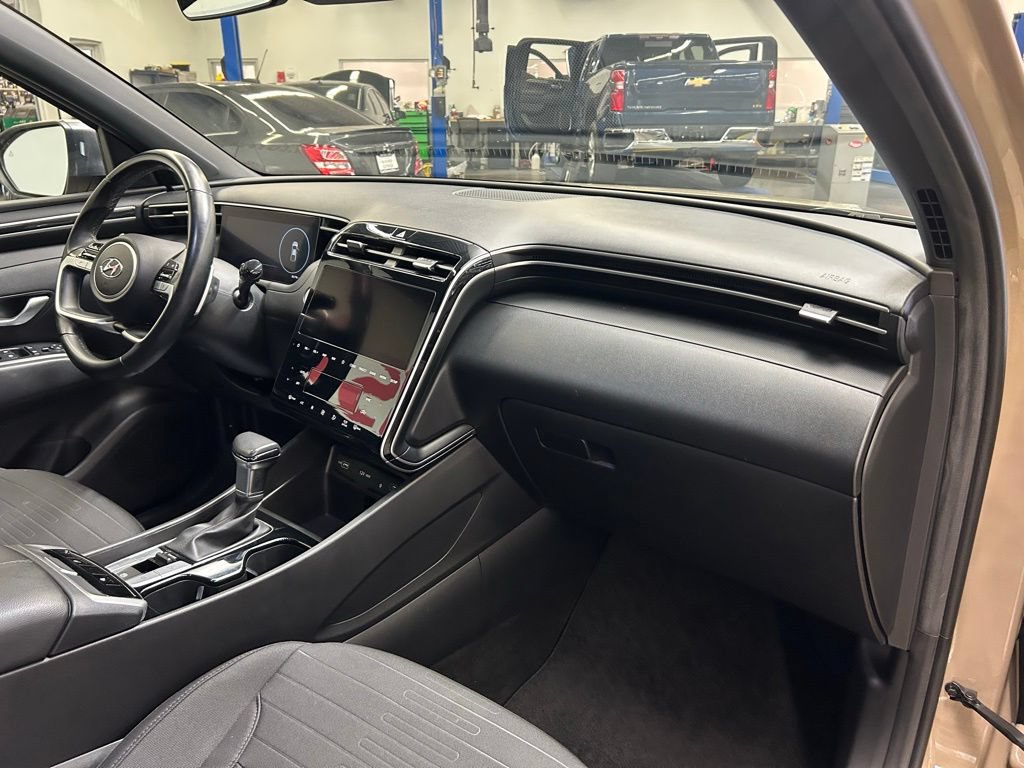 Used 2023 Hyundai Santa Cruz SEL Premium AWD/4WD image 15