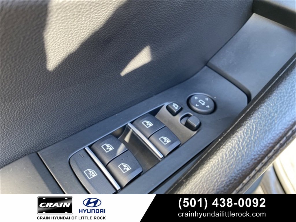 Used 2021 BMW X6 xDrive40i w/ Premium Package image 17