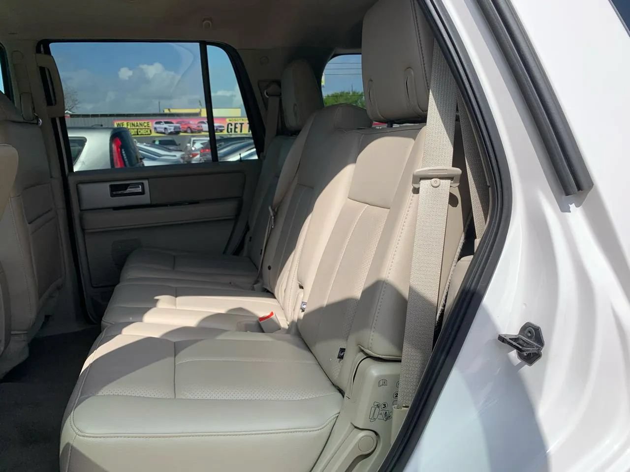 Used 2014 Ford Expedition Limited RWD image 10