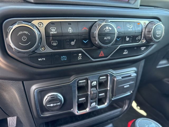 Used 2023 Jeep Wrangler Unlimited w/ Cold Weather Group AWD/4WD image 8