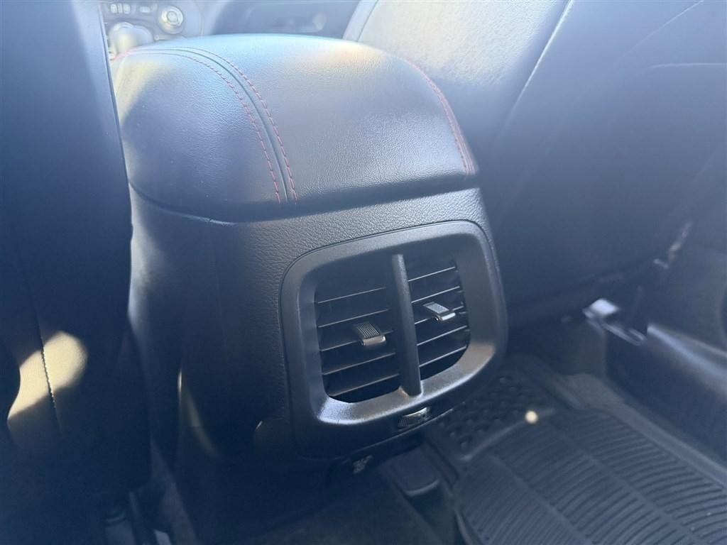 Used 2015 Jeep Cherokee Trailhawk w/ Comfort/Convenience Group image 21