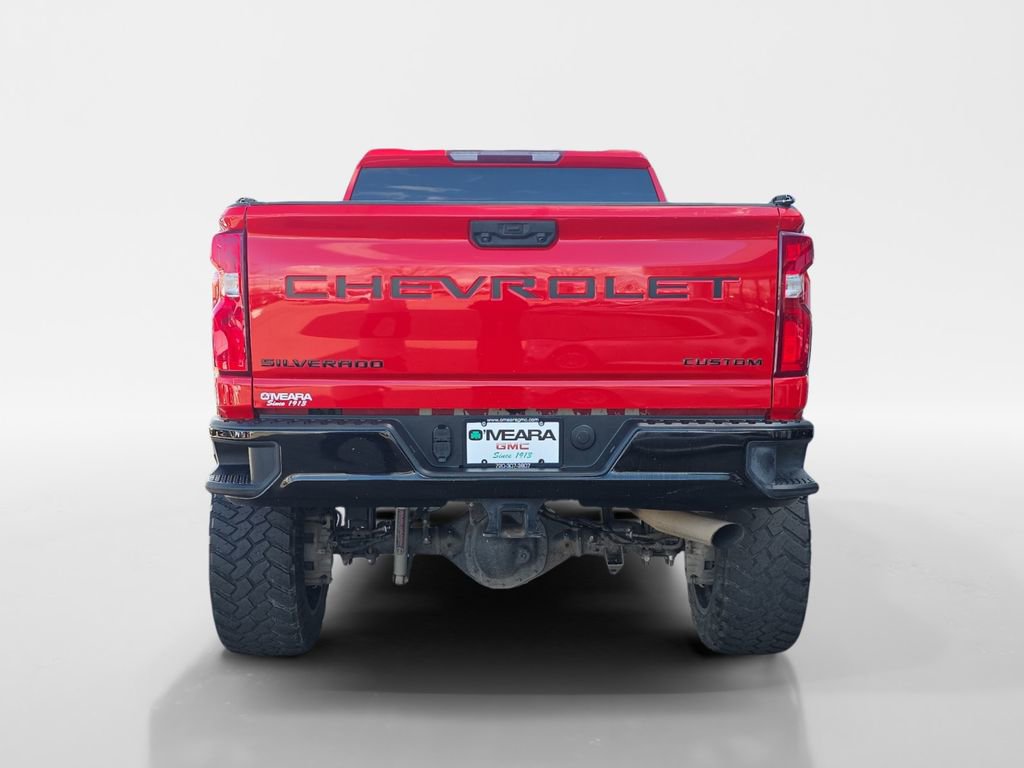 Used 2020 Chevrolet Silverado 2500 Custom w/ Custom Value Package image 5