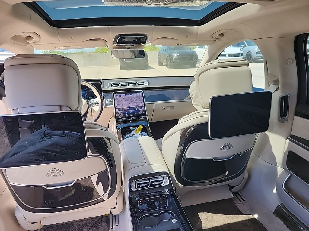 Used 2024 Mercedes-Benz Maybach S 580 4MATIC image 12